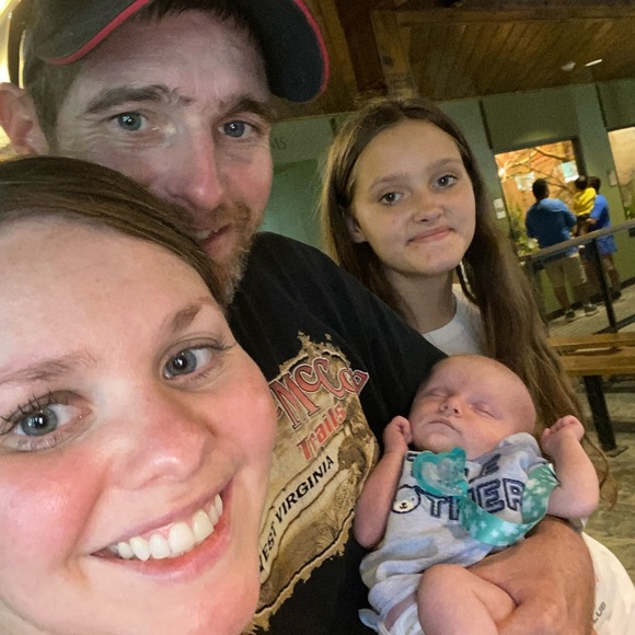 Meet your Posher, Heidi - Picture 5 of 15